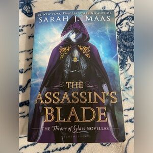 The Assassin’s Blade Paperback Original Cover Sarah J Maas